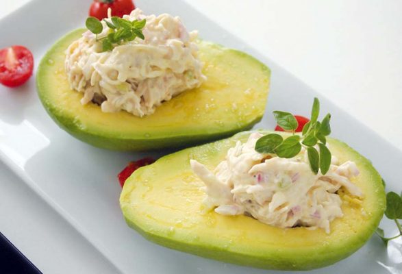 PALTA HASS  FIRMES. 10 KILOS