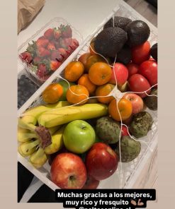 Alternative view of Caja de Frutas Mix Familiar. Cris